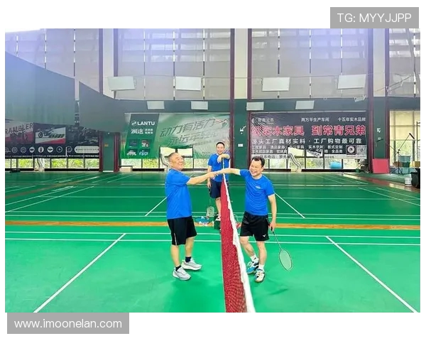 重庆羽毛球队的阵地战揭秘：深度解析羽毛球竞技背后的故事与策略